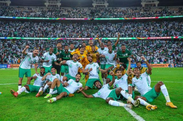 开云登录入口-沙特战国足不征召新球员 魔鬼主场继续保持不败？