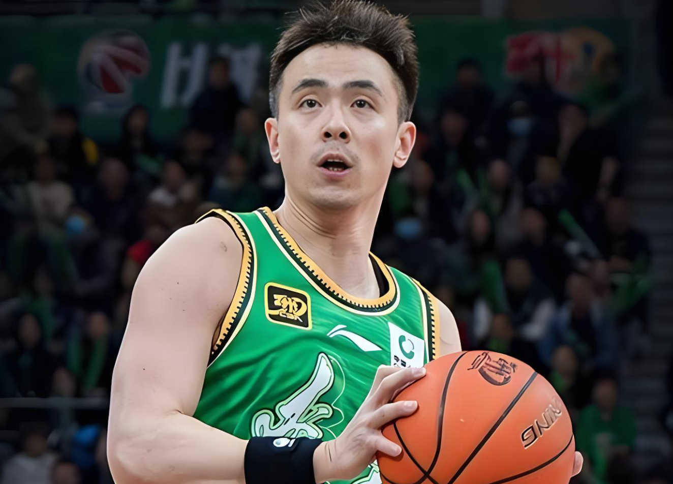 开云官方网站-5战4负！赵继伟复出也没用 辽宁球迷：快点转会，别浪费巅峰期